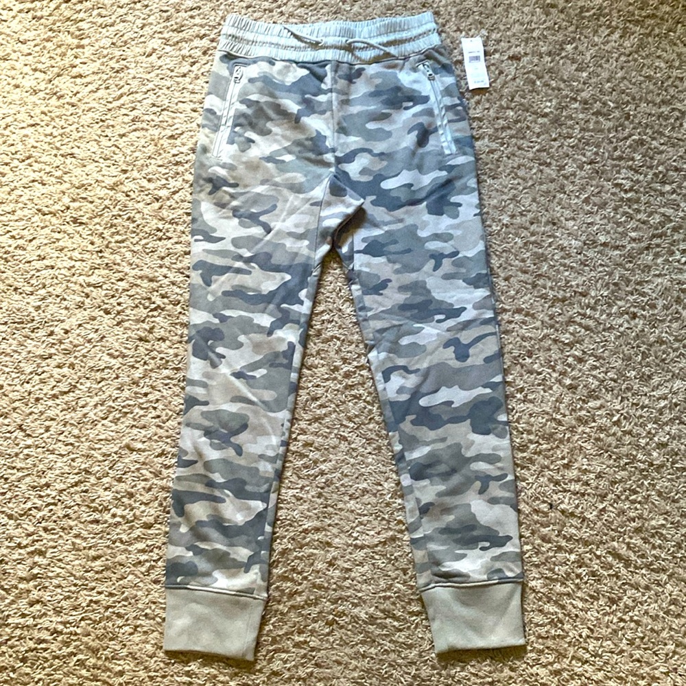Gap Kids grey camo lightweight jogger. New with tag